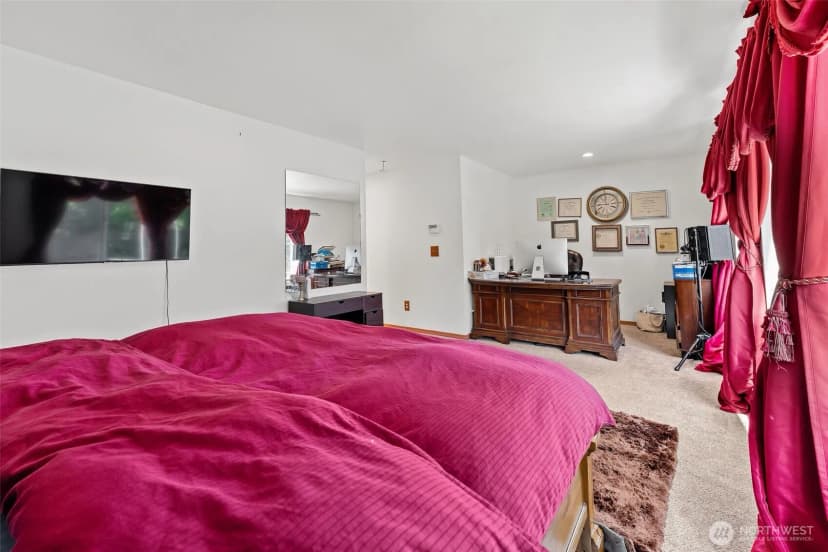Property photo for 6940 35th Street W, University Place photo 36