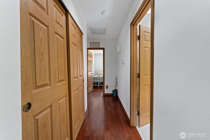 Property photo for 6940 35th Street W, University Place photo 32
