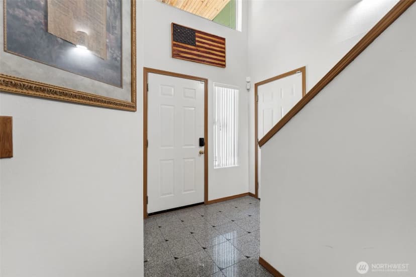 Property photo for 6940 35th Street W, University Place photo 11