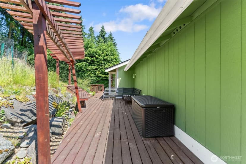 Property photo for 6940 35th Street W, University Place photo 9