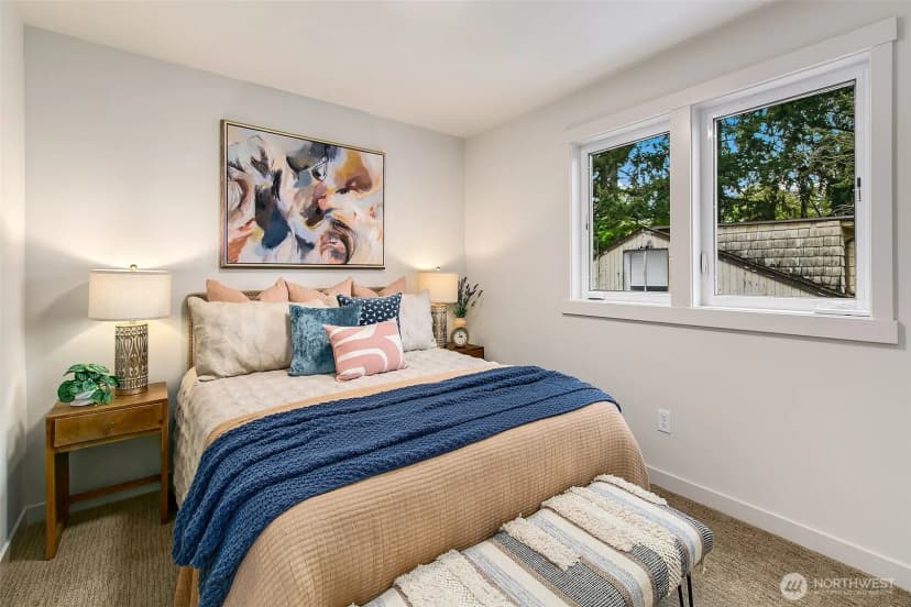 Property photo for 704 N 107th Street, Seattle photo 15