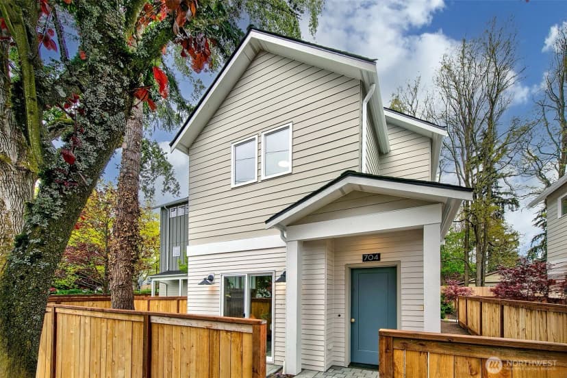 Property photo for 704 N 107th Street, Seattle
