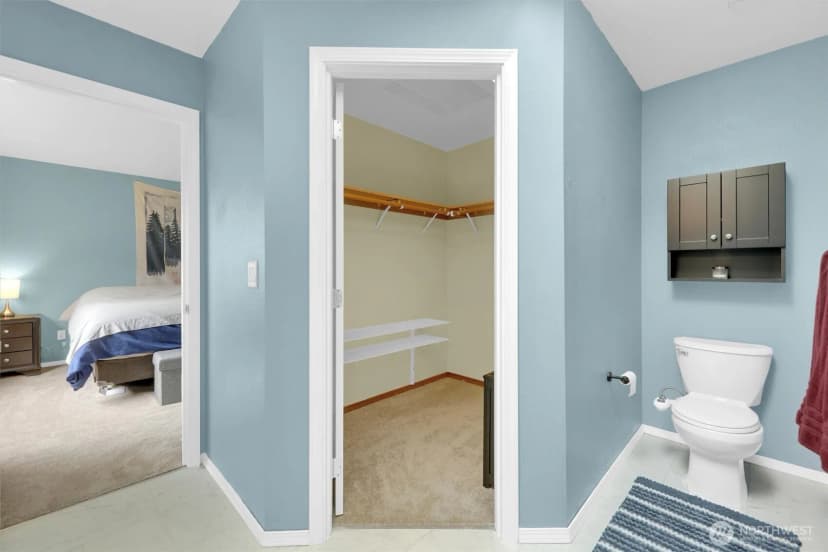 Property photo for 9505 S 214th Place, Kent photo 15
