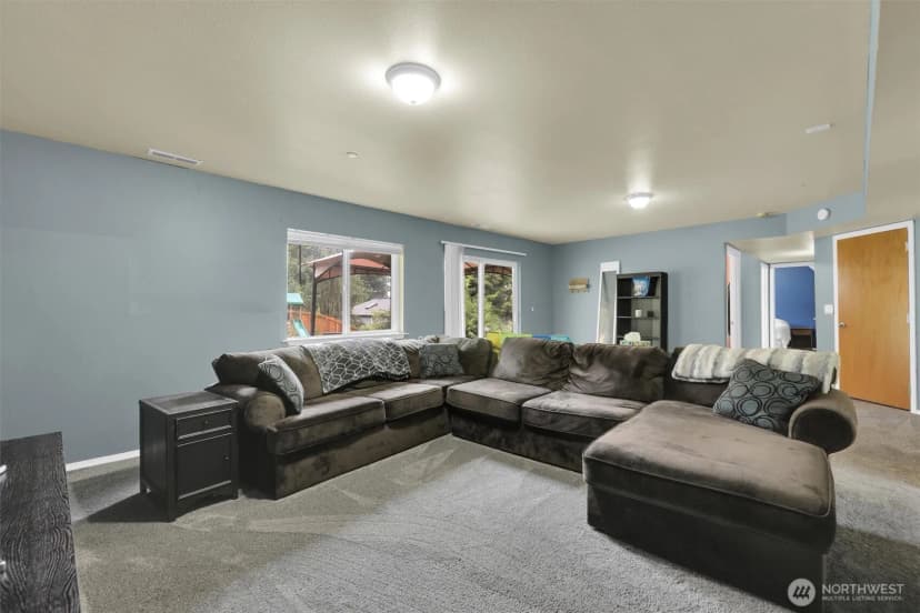 Property photo for 9505 S 214th Place, Kent photo 26