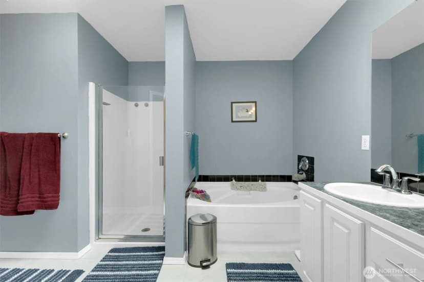Property photo for 9505 S 214th Place, Kent photo 17