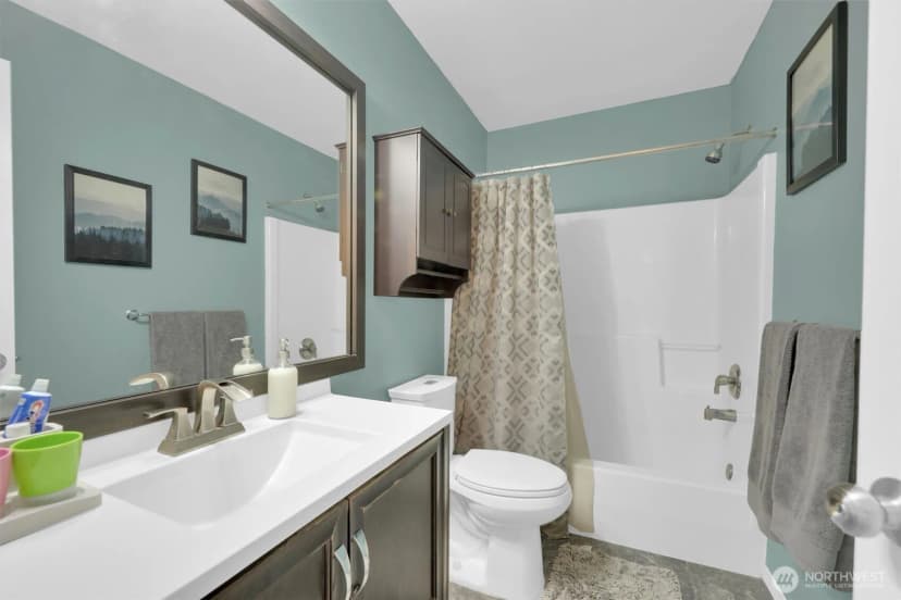 Property photo for 9505 S 214th Place, Kent photo 19