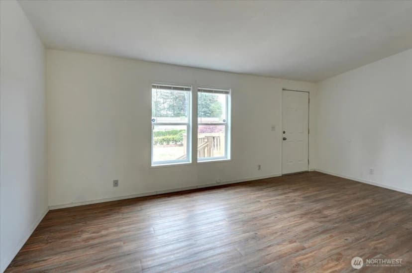 Property photo for 15605 79th Avenue E, Puyallup photo 7