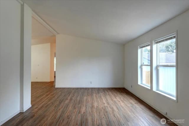 Property photo for 15605 79th Avenue E, Puyallup photo 5