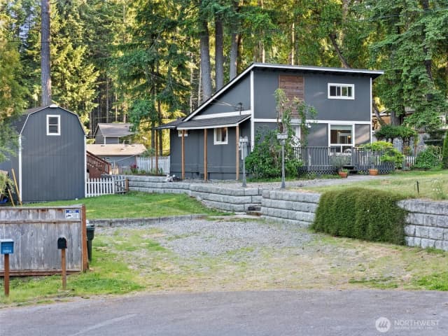 Property photo for 19516 26th Street Ct Sw, Lakebay photo 2
