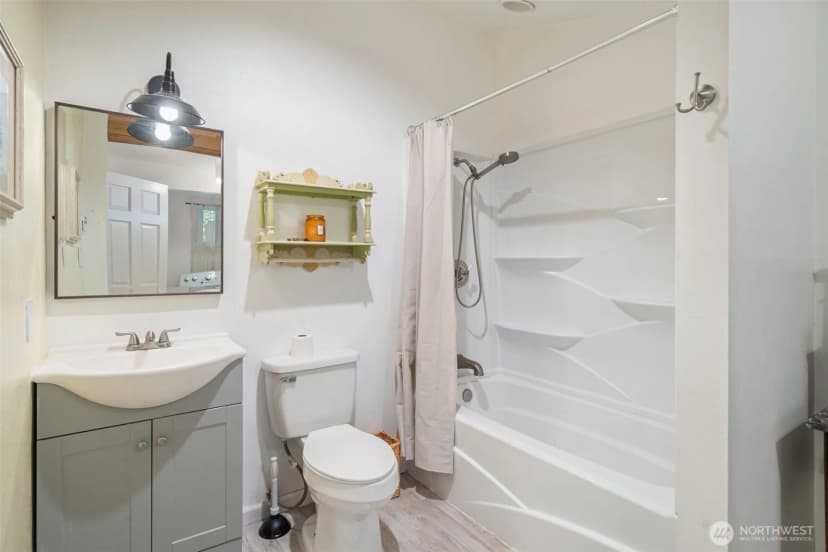 Property photo for 19516 26th Street Ct Sw, Lakebay photo 7
