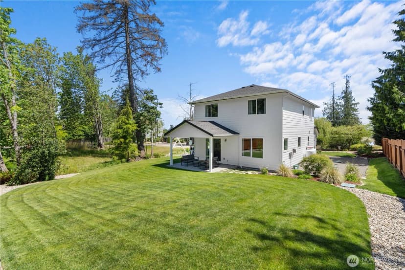 Property photo for 7548 E Grandview Street E, Port Orchard photo 30