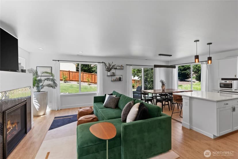 Property photo for 7548 E Grandview Street E, Port Orchard photo 8