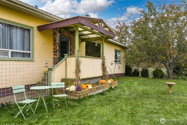 Property photo for 5367 Barr Road, Ferndale photo 4