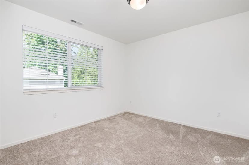 Property photo for 114 160th Place Sw, Lynnwood photo 25