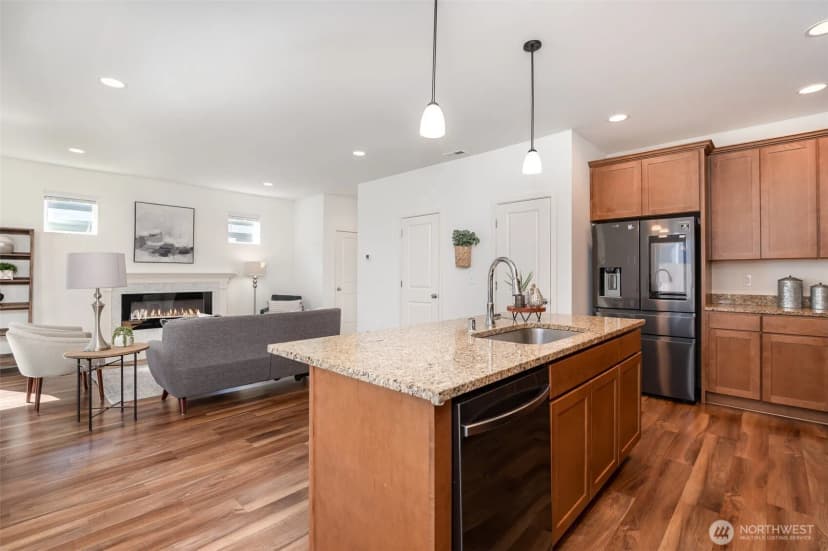 Property photo for 114 160th Place Sw, Lynnwood photo 12