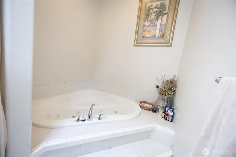 Property photo for 21266 Lafayette Road, Sedro Woolley photo 14