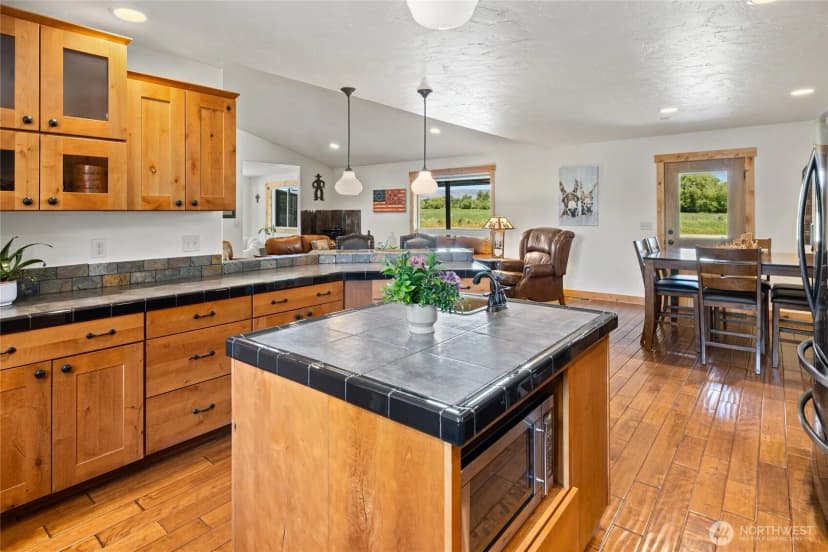 Property photo for 2853 Game Farm Road, Ellensburg photo 12