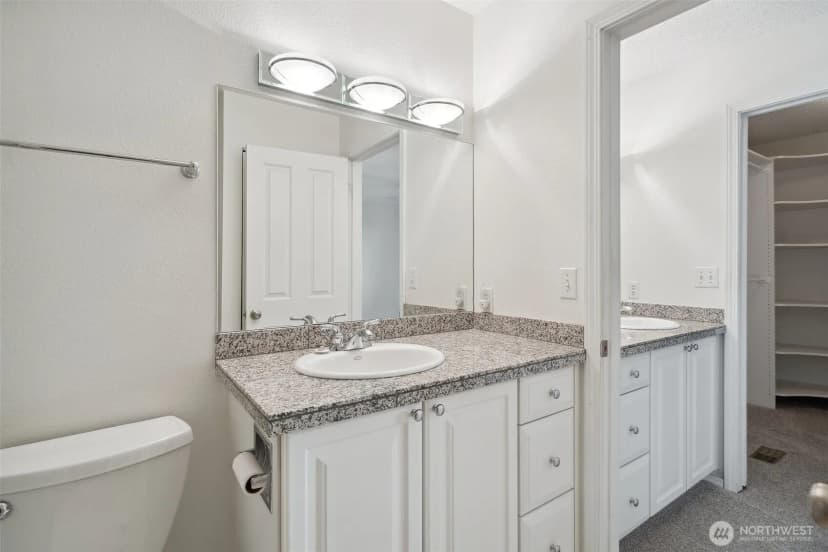 Property photo for 10030 Ne 120th Street #j2, Kirkland photo 15