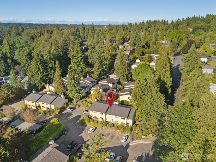 Property photo for 10030 Ne 120th Street #j2, Kirkland photo 22