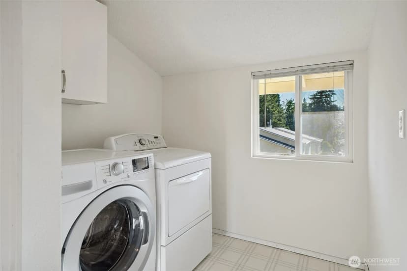 Property photo for 10030 Ne 120th Street #j2, Kirkland photo 20