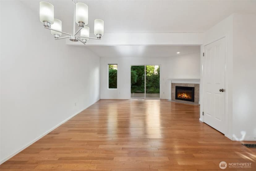 Property photo for 10030 Ne 120th Street #j2, Kirkland photo 27