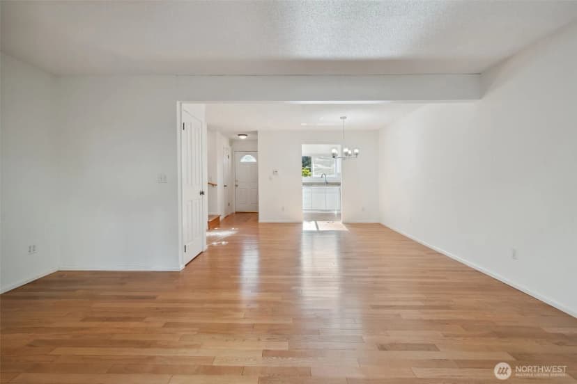 Property photo for 10030 Ne 120th Street #j2, Kirkland photo 29