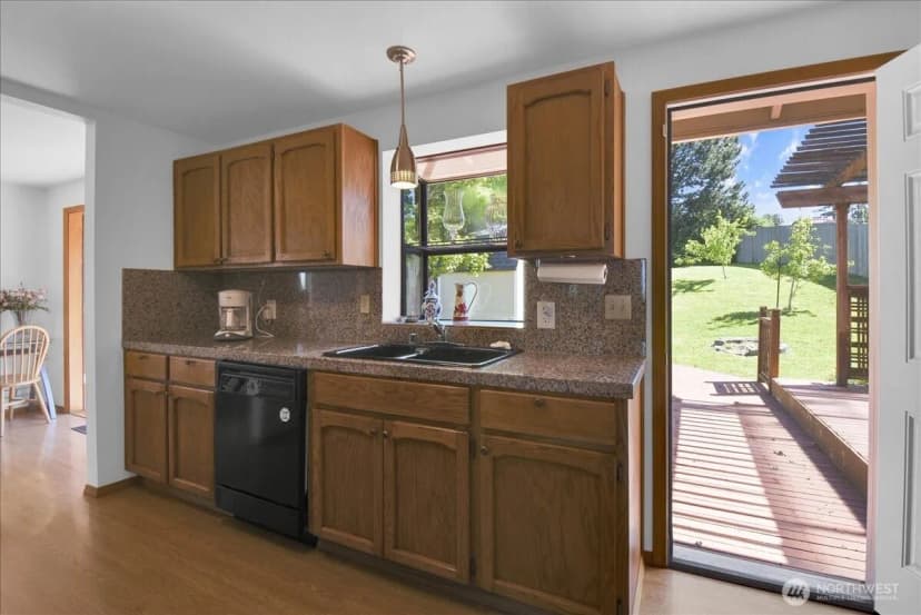Property photo for 8929 48th Place W, Mukilteo photo 11