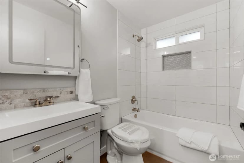 Property photo for 2133 S 253rd Street, Des Moines photo 12