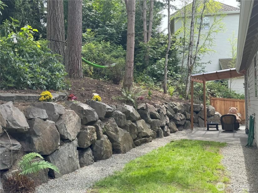 Property photo for 5628 168th Avenue Se, Bellevue photo 25