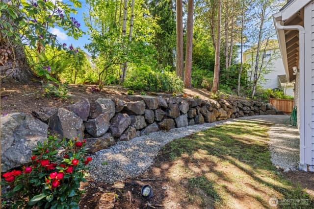 Property photo for 5628 168th Avenue Se, Bellevue photo 4