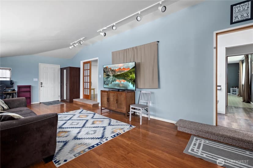 Property photo for 16909 Donnelly Road, Mount Vernon photo 15