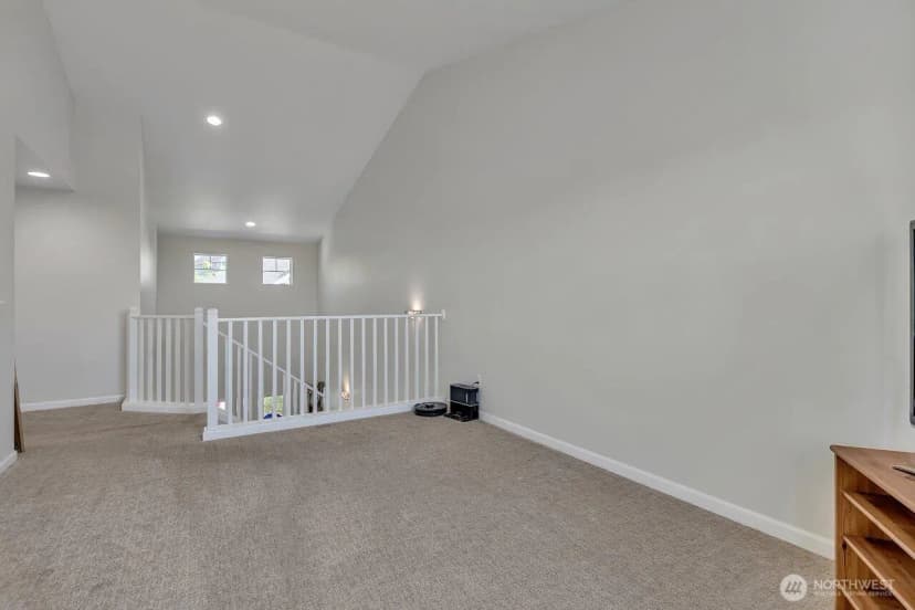 Property photo for 6715 Quincy Avenue Se, Auburn photo 19