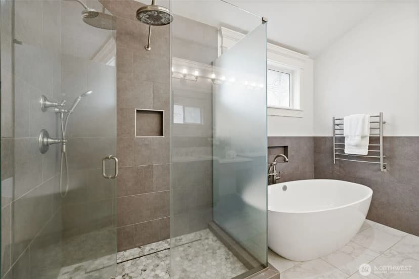 Property photo for 2728 206th Terrace Ne, Sammamish photo 19
