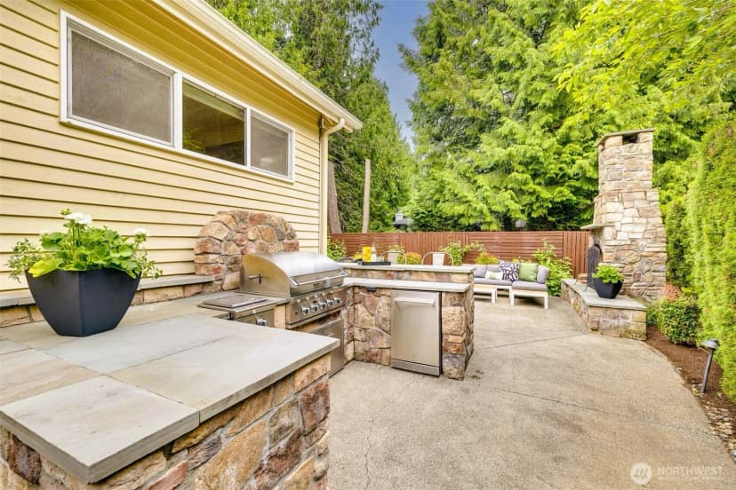 Property photo for 2728 206th Terrace Ne, Sammamish photo 38