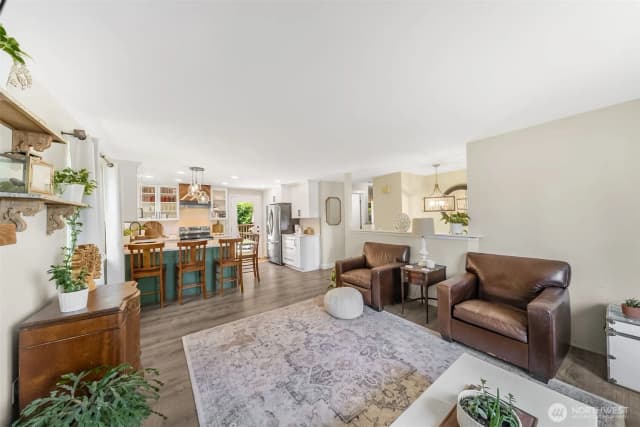 Property photo for 9702 205th Avenue Ct E, Bonney Lake photo 4