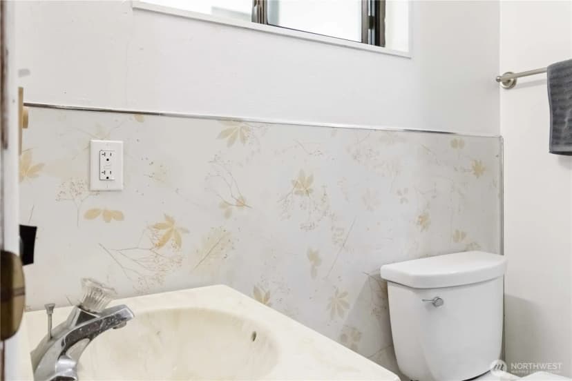 Property photo for 164 Wake Robin Lane, Longview photo 35