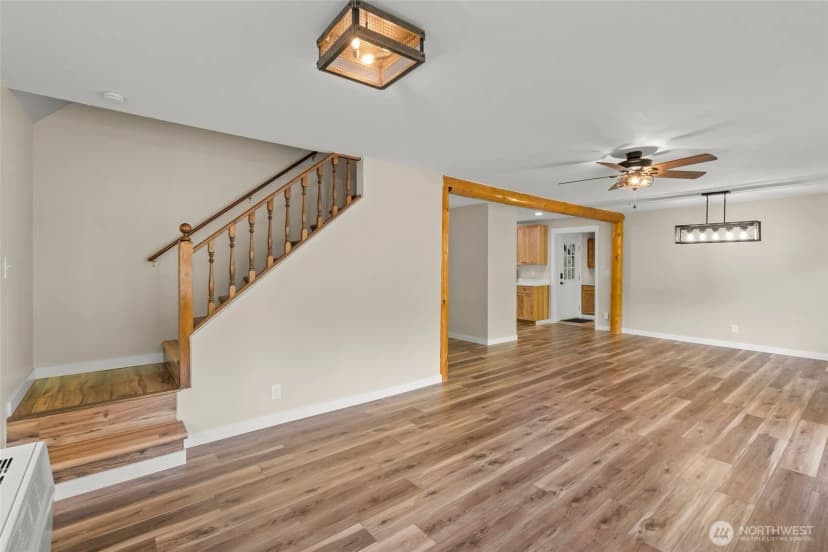 Property photo for 25921 Clear Creek Rd, Darrington photo 14