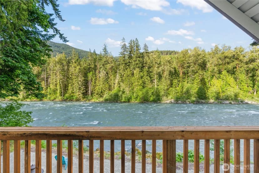 Property photo for 25921 Clear Creek Rd, Darrington photo 18