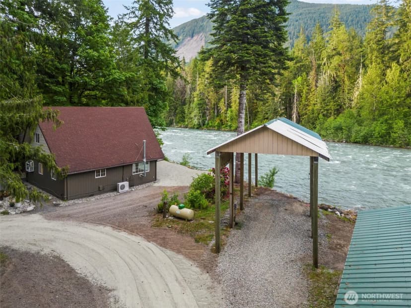 Property photo for 25921 Clear Creek Rd, Darrington photo 22