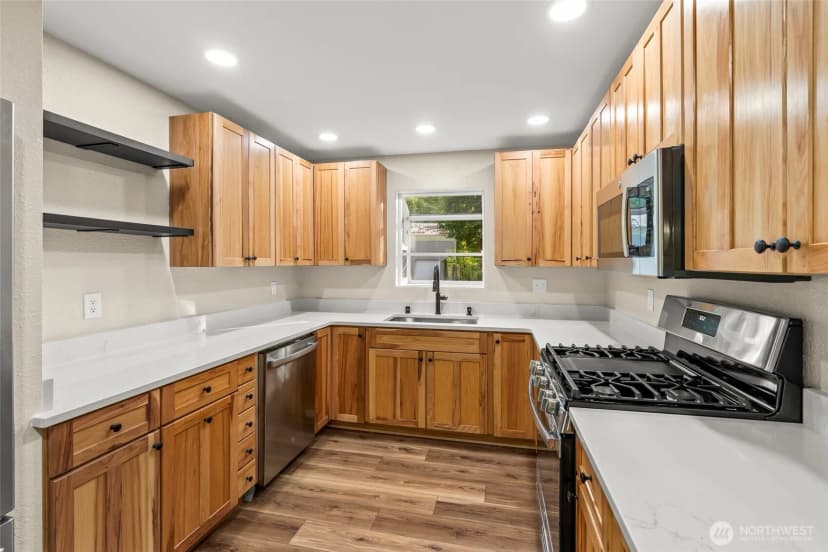 Property photo for 25921 Clear Creek Rd, Darrington photo 10