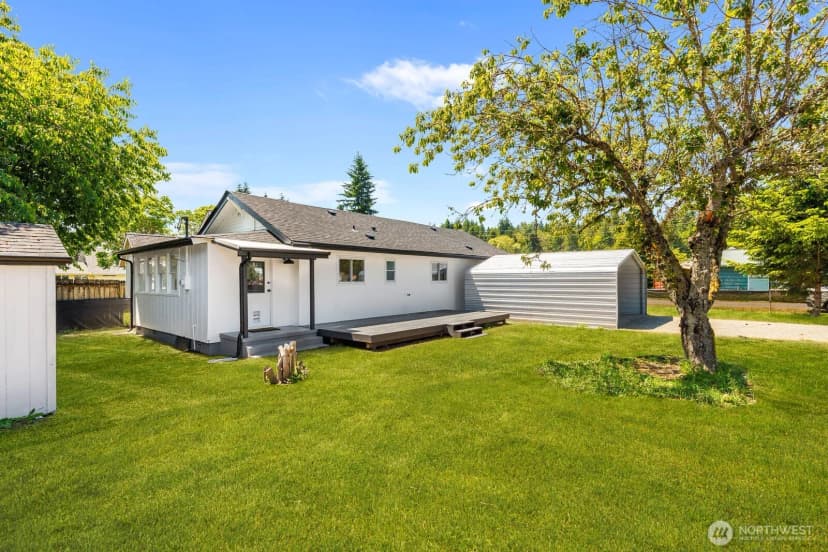 Property photo for 102 Nenant Street N, Bucoda photo 22