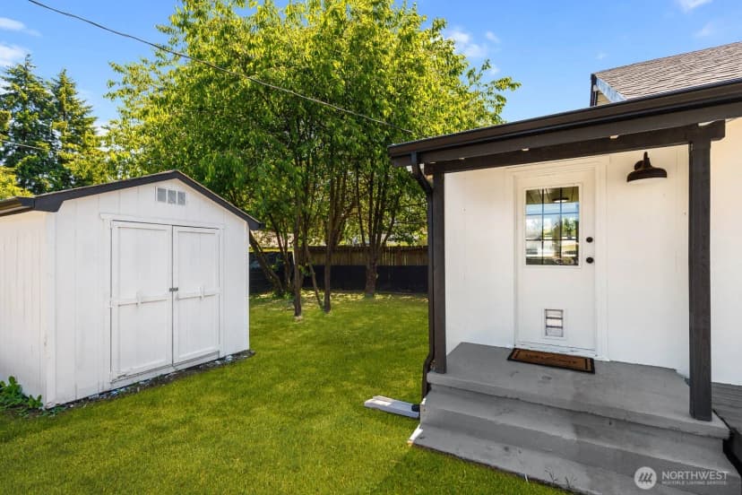 Property photo for 102 Nenant Street N, Bucoda photo 26