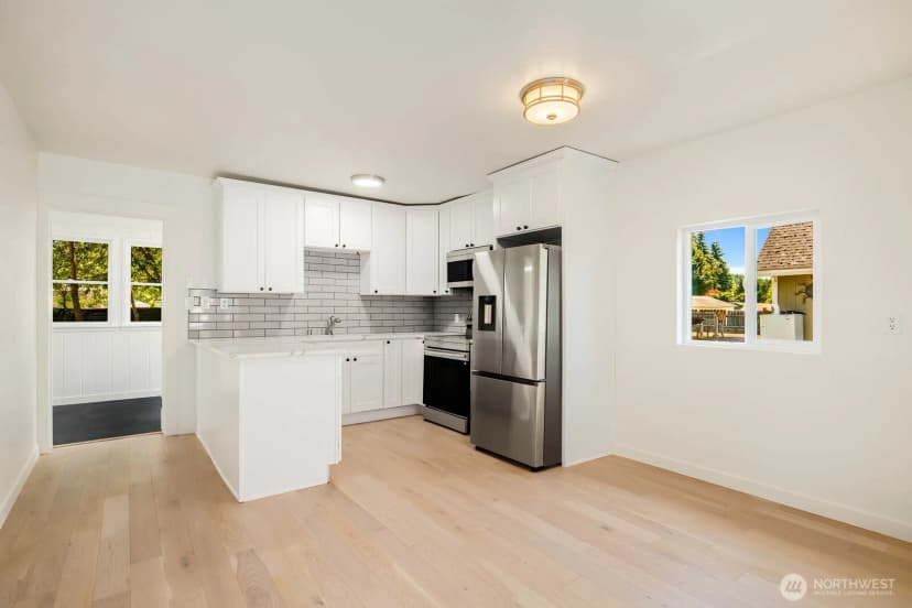 Property photo for 102 Nenant Street N, Bucoda photo 9