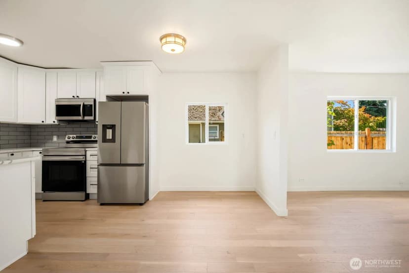 Property photo for 102 Nenant Street N, Bucoda photo 8