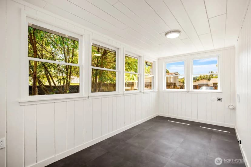 Property photo for 102 Nenant Street N, Bucoda photo 12