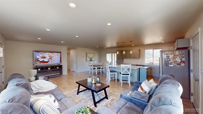 Property photo for 212 Hubbard Road, Riverside photo 7