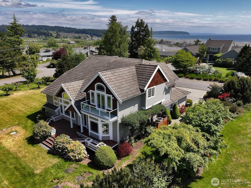 Property photo for 2391 Soundview Drive, Langley photo 29