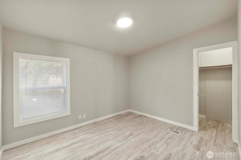 Property photo for 20119 120th Avenue E, Graham photo 18
