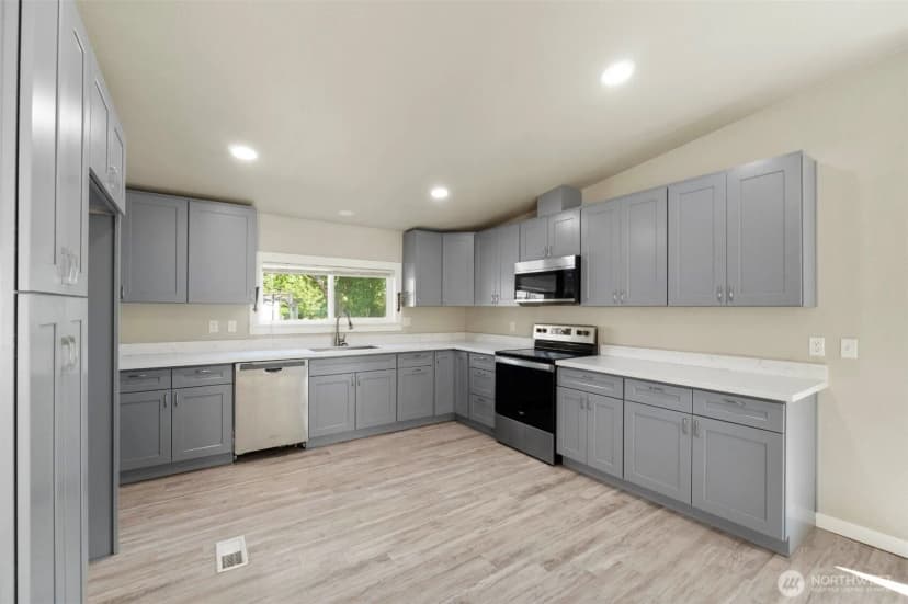 Property photo for 20119 120th Avenue E, Graham photo 14