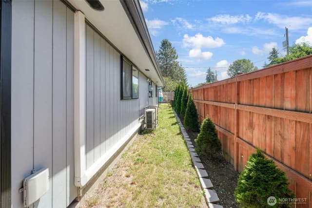 Property photo for 6965 E E, Tacoma photo 5